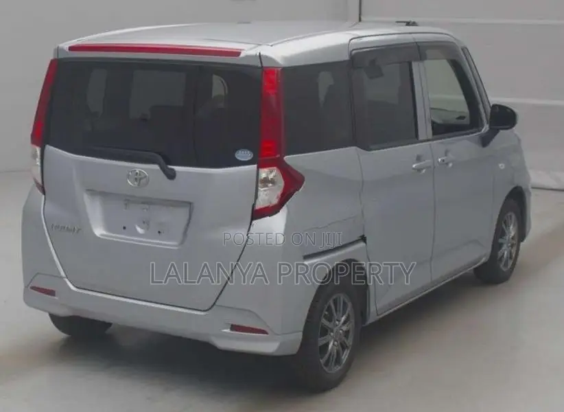 Toyota Roomy X - DSSS A1 2024