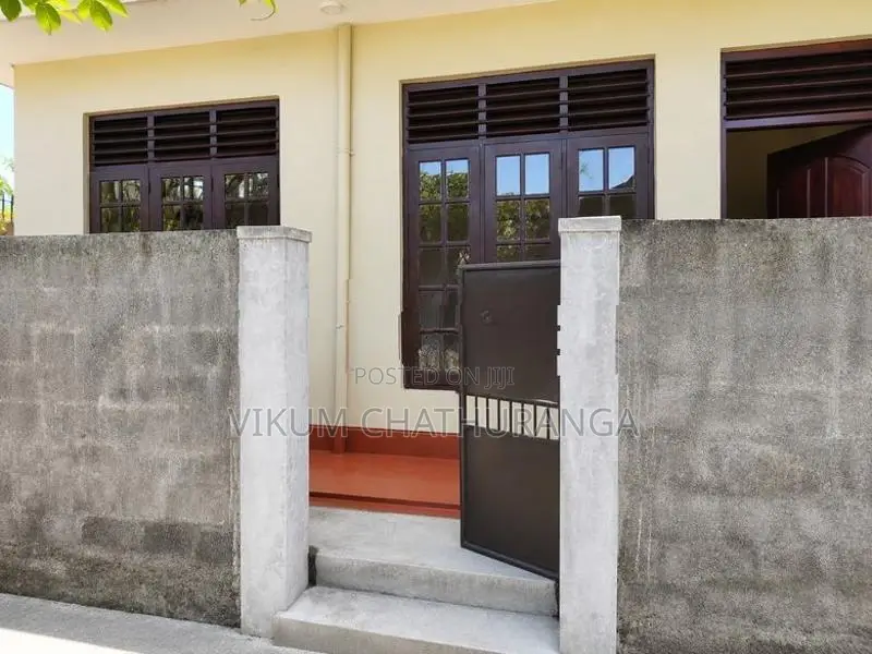 Ground Floor Two Bedroom House for Rent - Nugegoda
