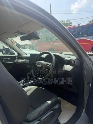 Honda Vezel Z Wireless Charging 2025