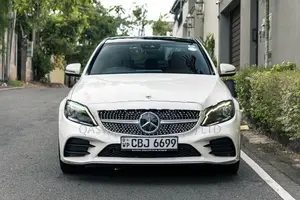 Mercedes Benz C200 Premium Plus AMG 2019