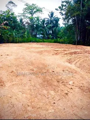 ගාල්ල කරාපිටිය - ලබුදුවෙන් පර්චස් 22ක අගනා ඉඩම විකිණීමට