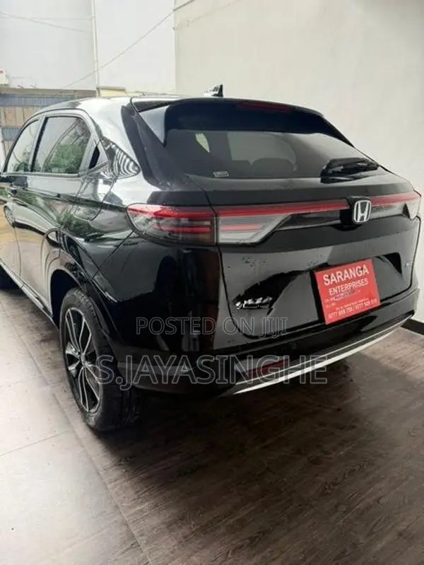 Honda Vezel Z Wireless Charging 2025