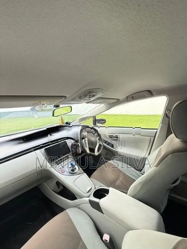 Toyota Prius 2013