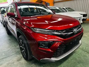 Toyota UrbanCruiser Hyryder V Grade 2026