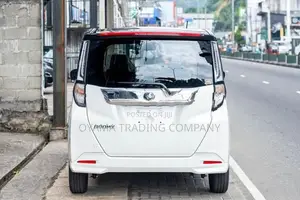 Toyota Roomy Custom GT Black Top 2026