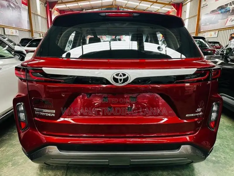 Toyota UrbanCruiser Hyryder V Grade 2026