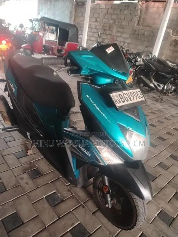 Yamaha RayZR 2018