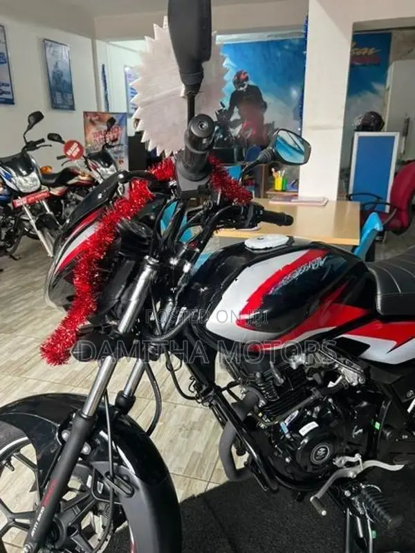 Bajaj Discover 125 Red 2026