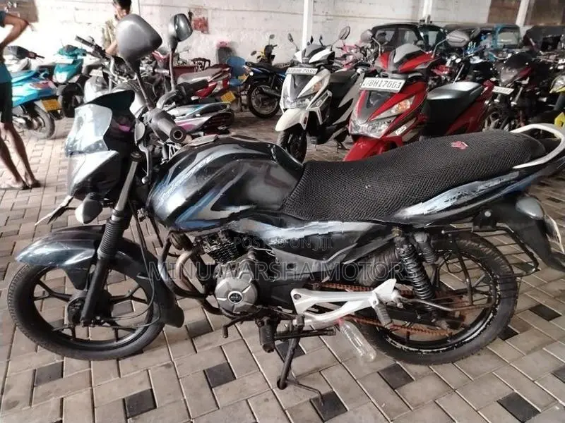 Bajaj Discover 2014