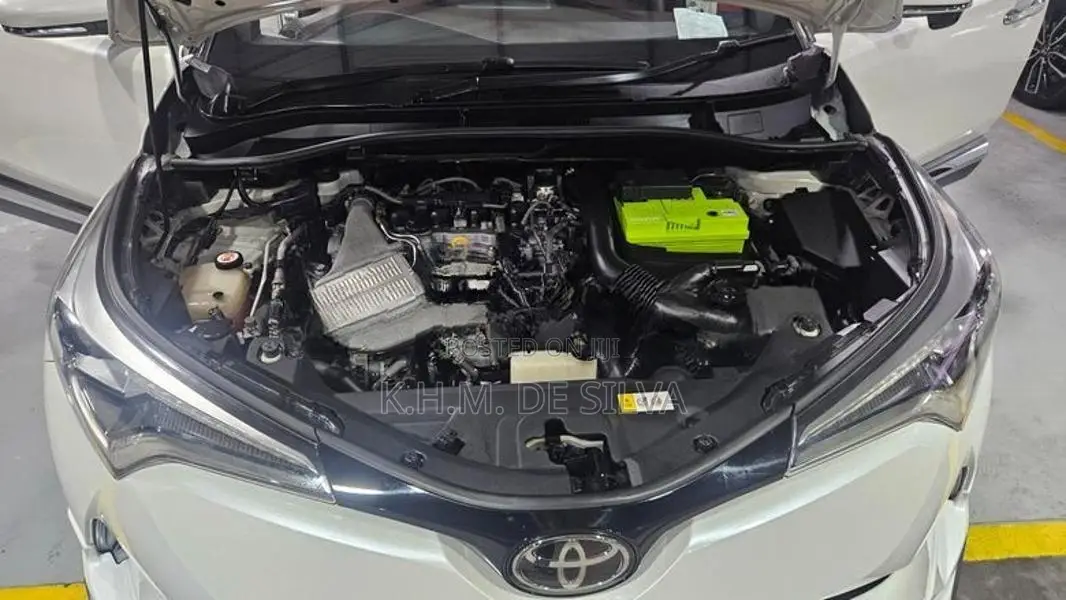 Toyota CHR GT NGX50 2018