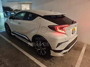 Toyota CHR GT NGX50 2018