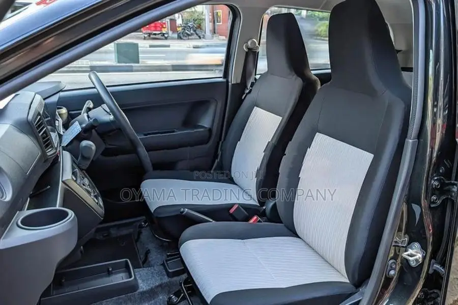 Daihatsu Mira L Grade 2025