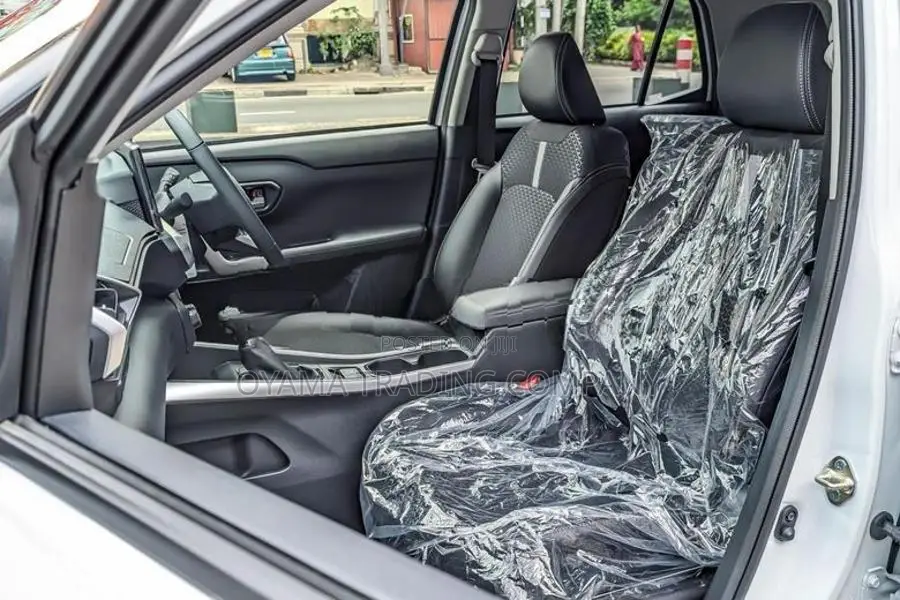 Daihatsu Rocky Premium G Hyb 2026