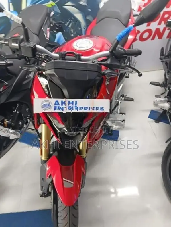 Bajaj Pulsar N160 Premium 2026
