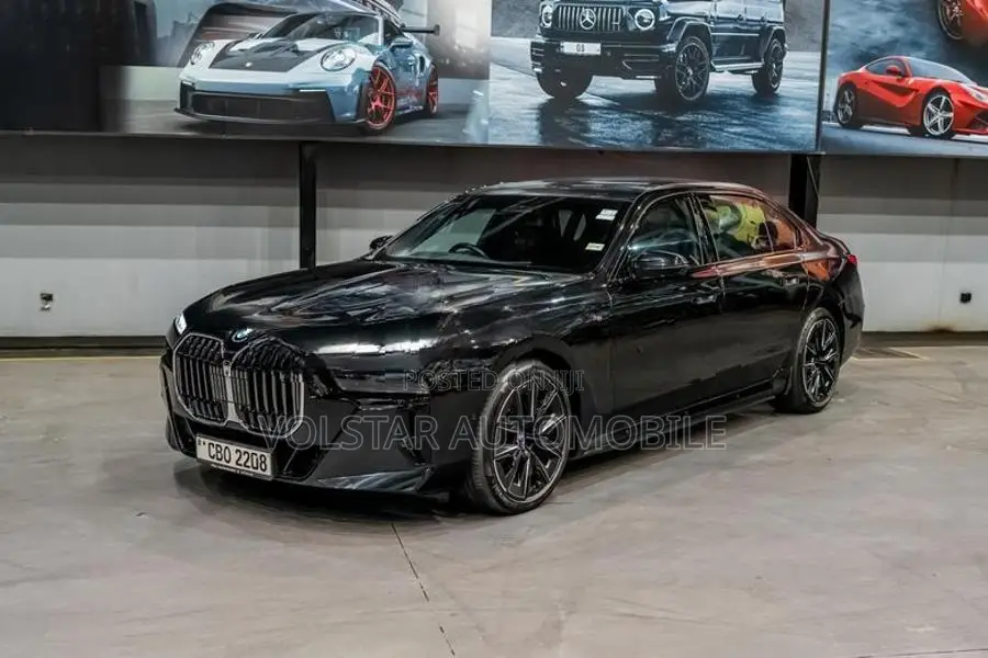 BMW i7 M Sport 2023