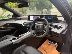 Peugeot 5008 GT LINE 2026