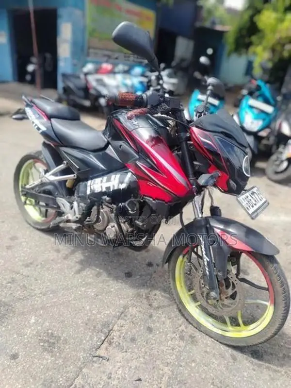Bajaj NS 150 2016