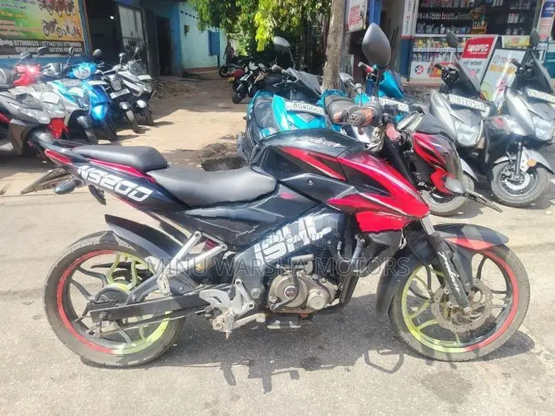 Bajaj NS 150 2016
