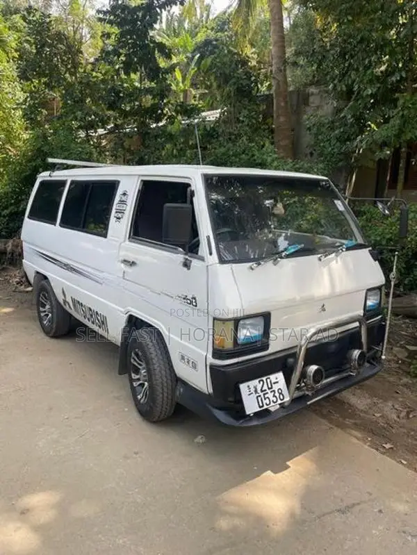 Mitsubishi L300 1981