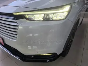 Honda Vezel Z PREMIUM 10 SPEAKER 2026
