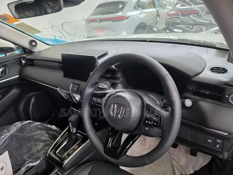 Honda Vezel Z PREMIUM 10 SPEAKER 2026