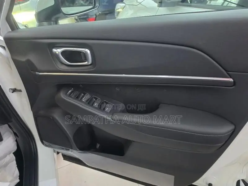 Honda Vezel Z PREMIUM 10 SPEAKER 2026