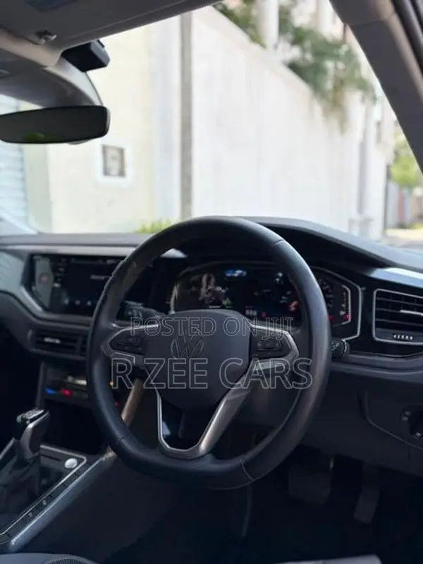 Volkswagen Polo TSI 2023