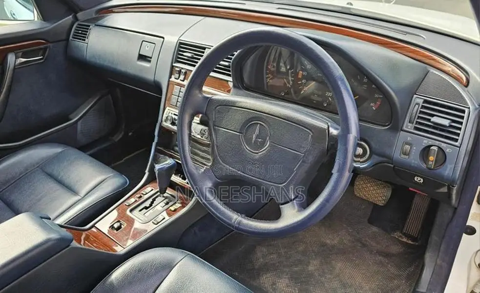 Mercedes Benz C220 Diesel Auto 1994
