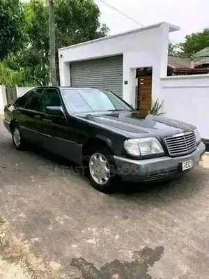 Mercedes Benz S320 1993