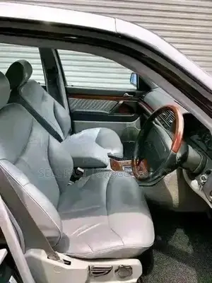 Mercedes Benz S320 1993