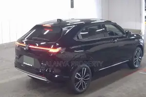 Honda Vezel RV5 – Z - Black 2025