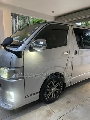 Toyota KDH GL petrol 2007