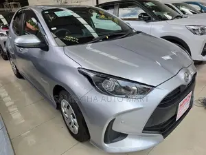 Toyota Yaris G GRADE 2023