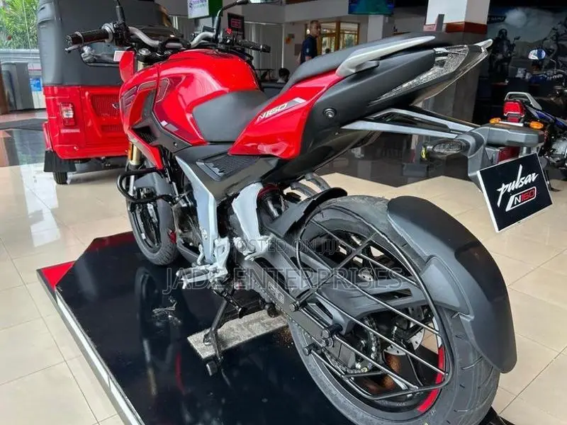 Bajaj Pulsar N160 Premium 2026