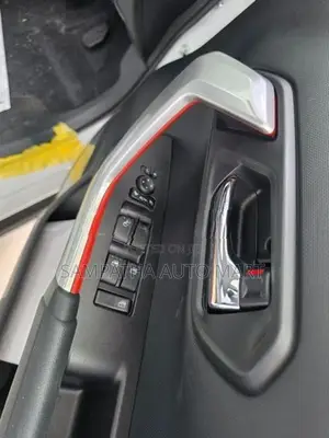 Toyota Raize Z HYBRID AUTO PARKIN 2026
