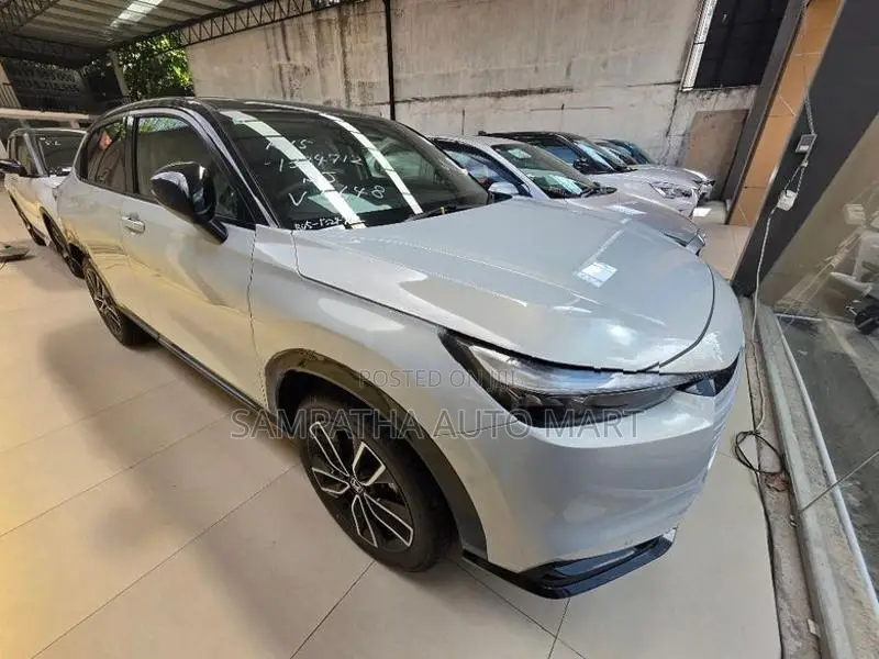 Honda Vezel Z PLAY WITH OUT MOON 2026