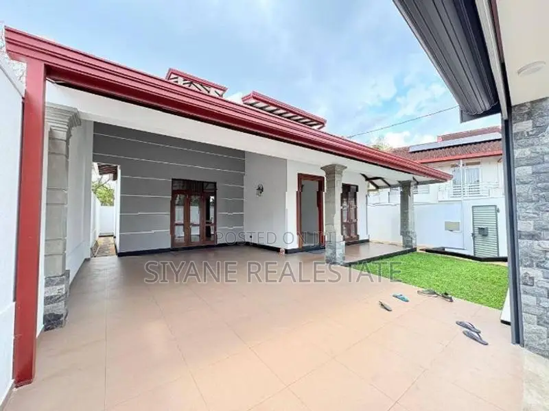 Brand New Luxury Three-Storey House for Sale – Malabe