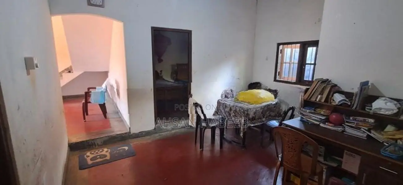 Shop with House for Sale Alahapperuma