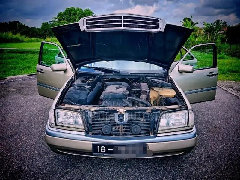 Mercedes Benz C200 1994