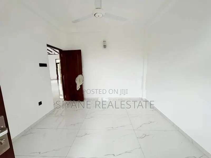 Brand New Luxury Three-Storey House for Sale – Malabe