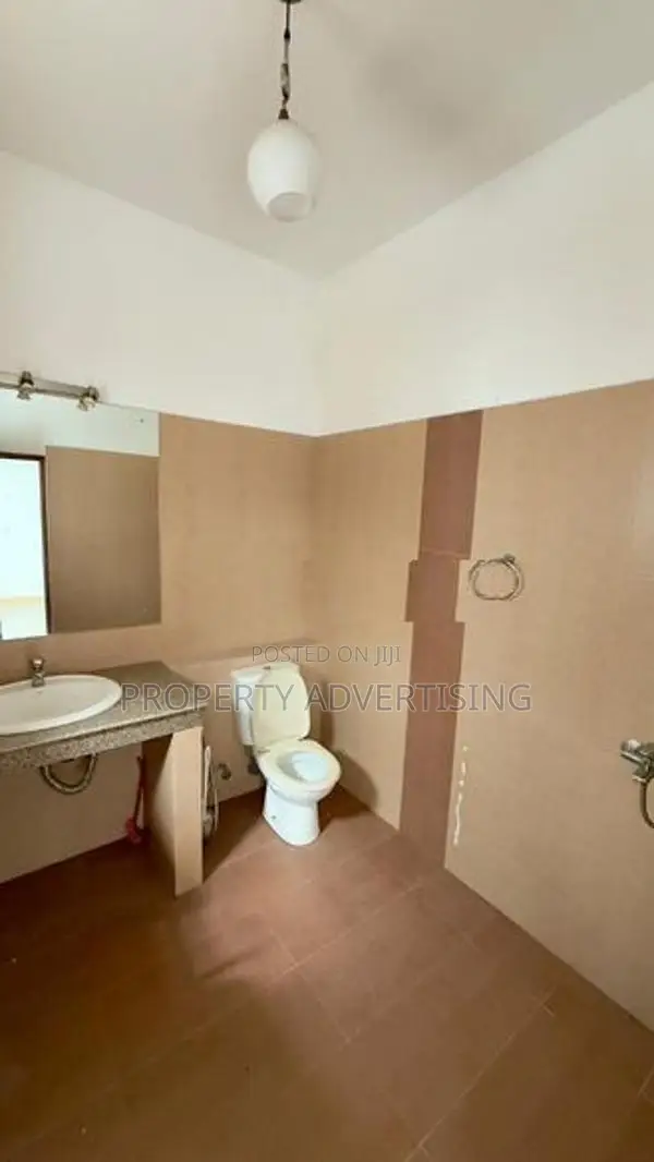 Spacious 4BR House for Sale – Battaramulla | Koswatta