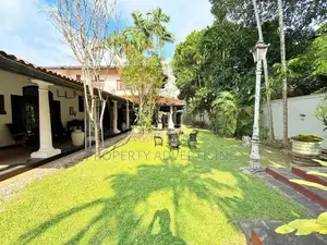 Battaramulla Colonial Style House for Sale Jayanthipura