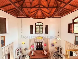 Battaramulla Colonial Style House for Sale Jayanthipura