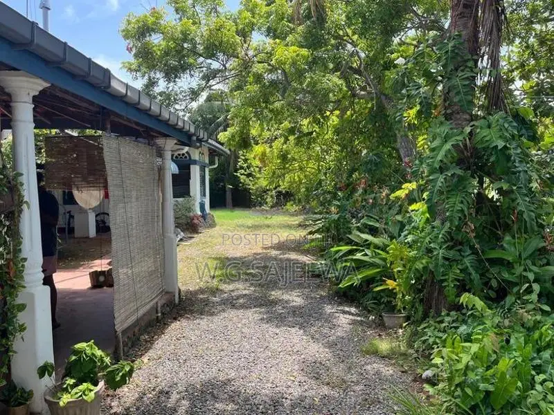 Residential Lagoon Facing Land Sale in Pitipana, Negombo