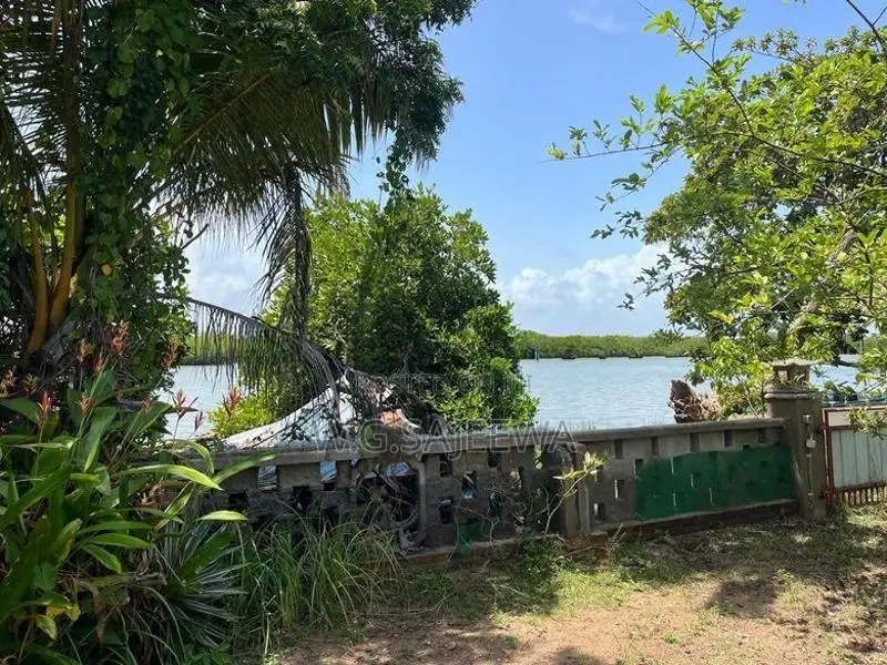 Residential Lagoon Facing Land Sale in Pitipana, Negombo