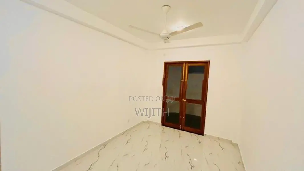 895DR LUXURY BRAND NEW THREE STOREY HOUSE FOR SALE IN MAHARAGAMA