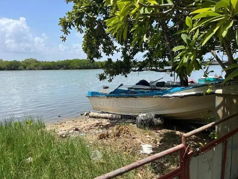 Residential Lagoon Facing Land Sale in Pitipana, Negombo