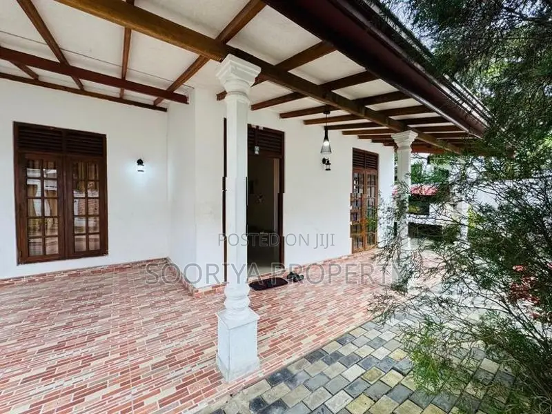 Luxury Modern Newly Build Single Storey House for Sale in Piliyandala
