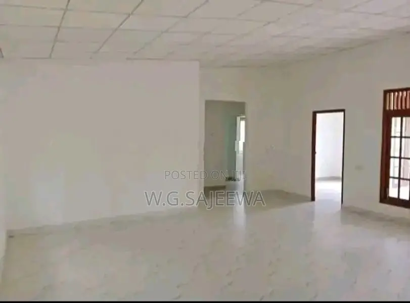 Brand New Complete House Sale in Kandana