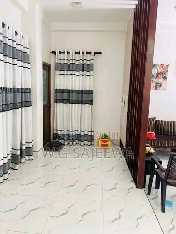 Single House Sale in Ganemulla Town